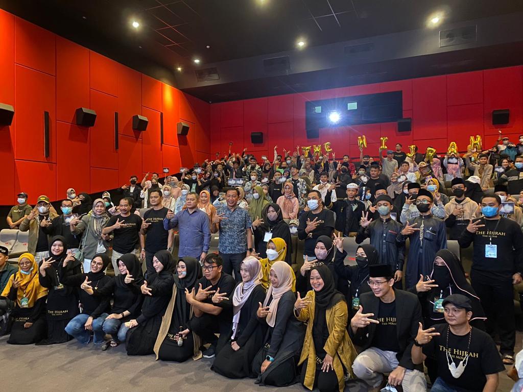 Ratusan Penonton Saksikan Film The Hijrah